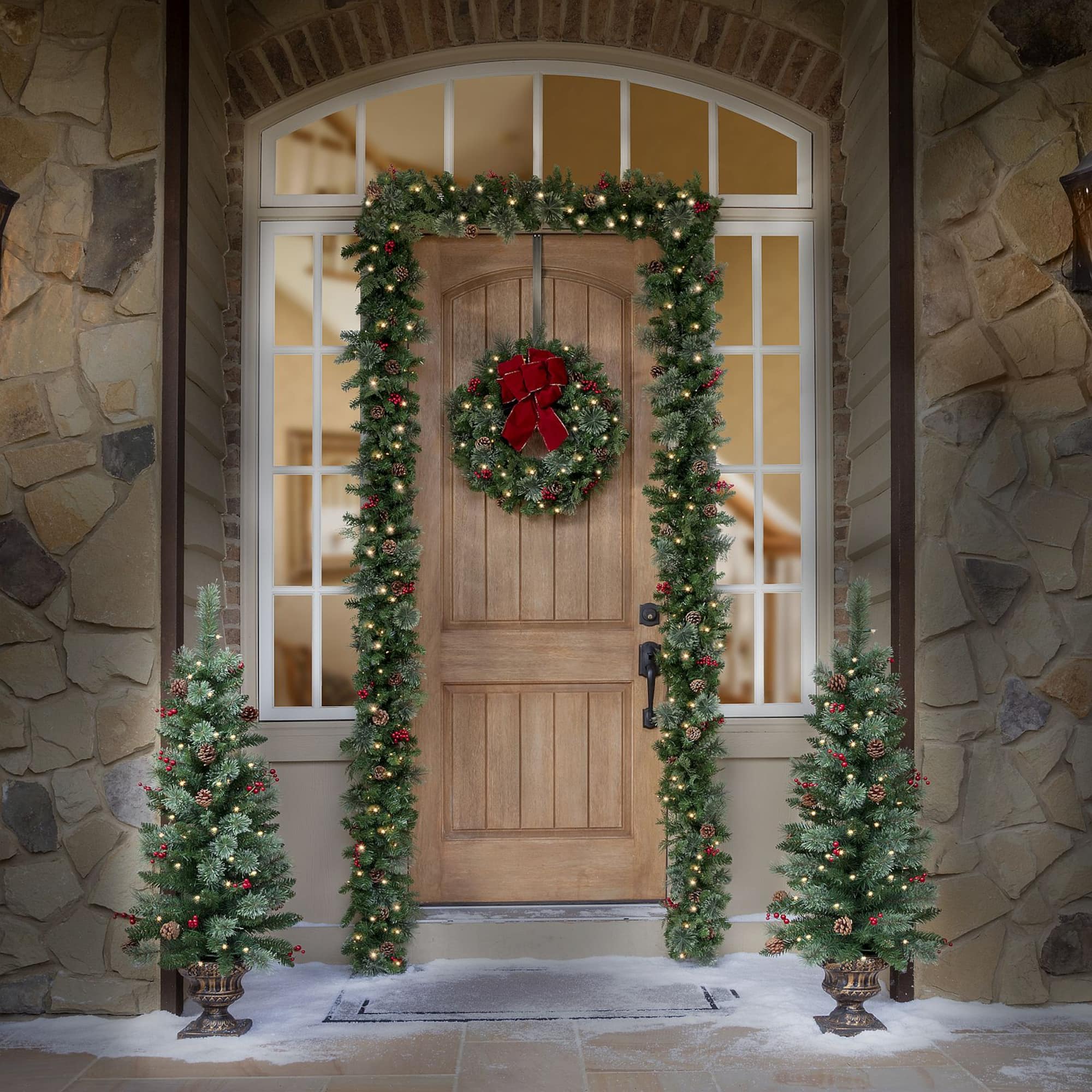 Haute Décor 9ft. Pre-Lit LED Classic Garland